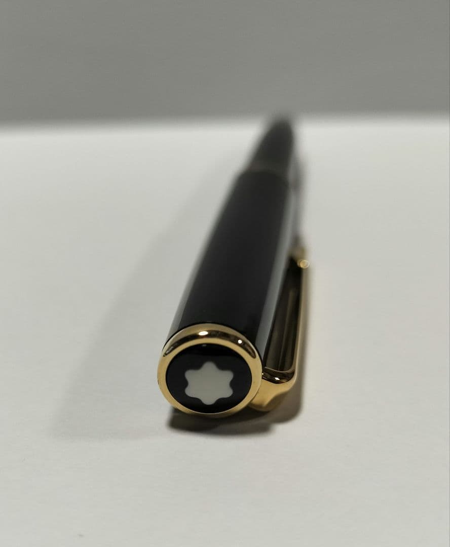 モンブラン　クラシックボールペン 専用ケース付き