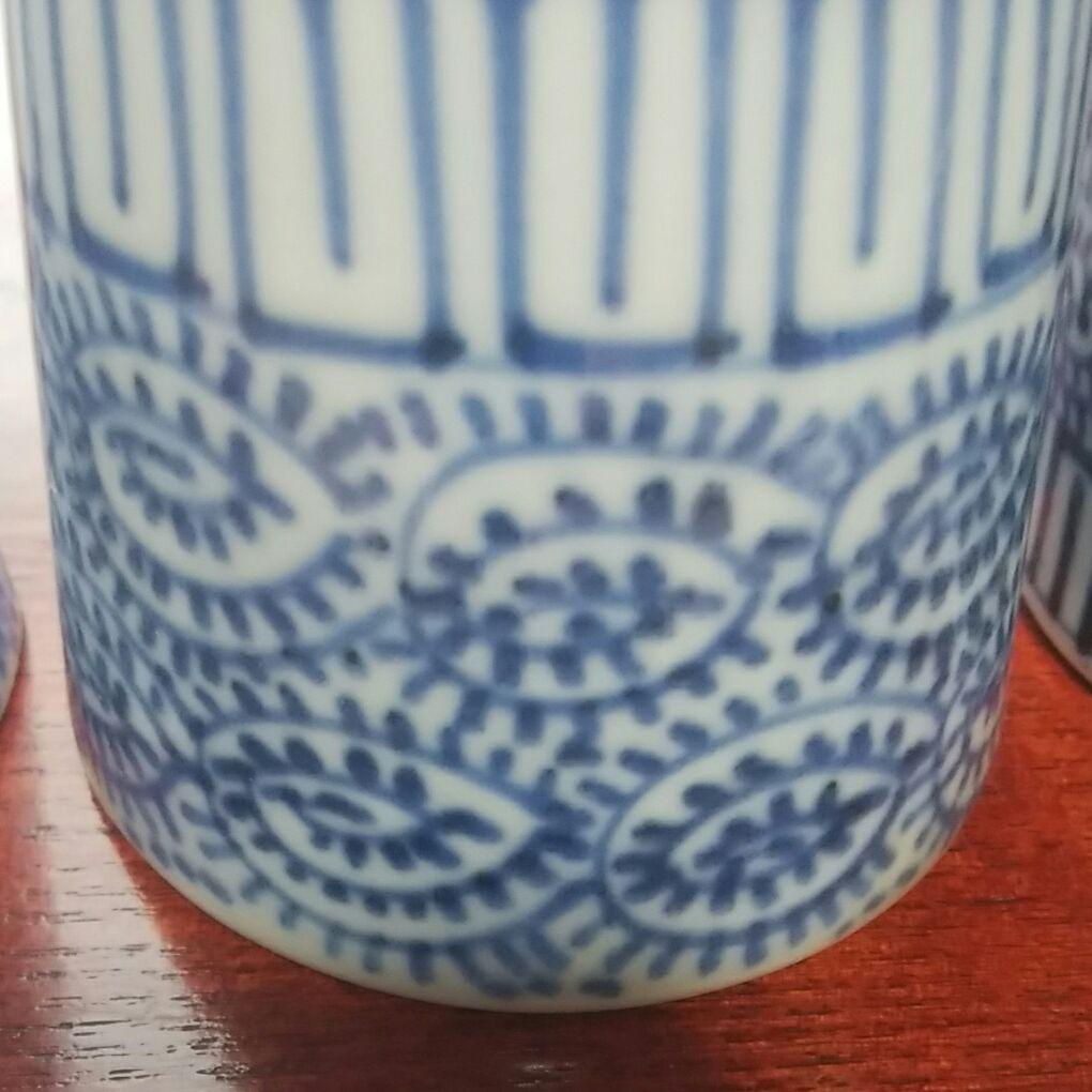 170   古伊万里　染付　蛸唐草　蕎麦 猪口