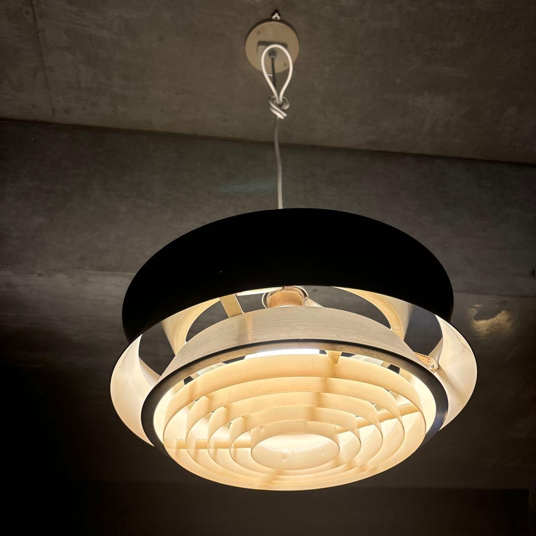 ペンダントライト　北欧ビンテージ　ライト　カルロトーレ