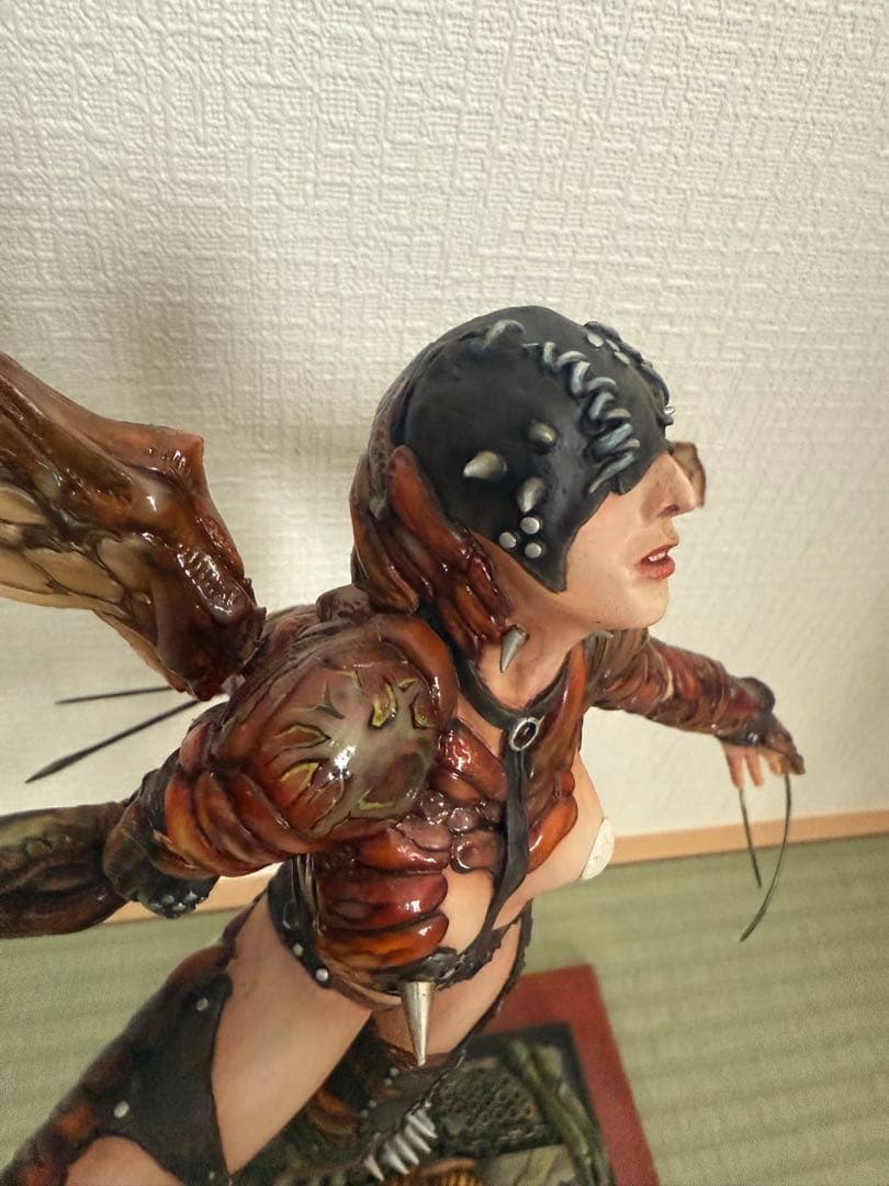 フィギュア Raped!! Woman Beeフューチャーモデルズ 完成品