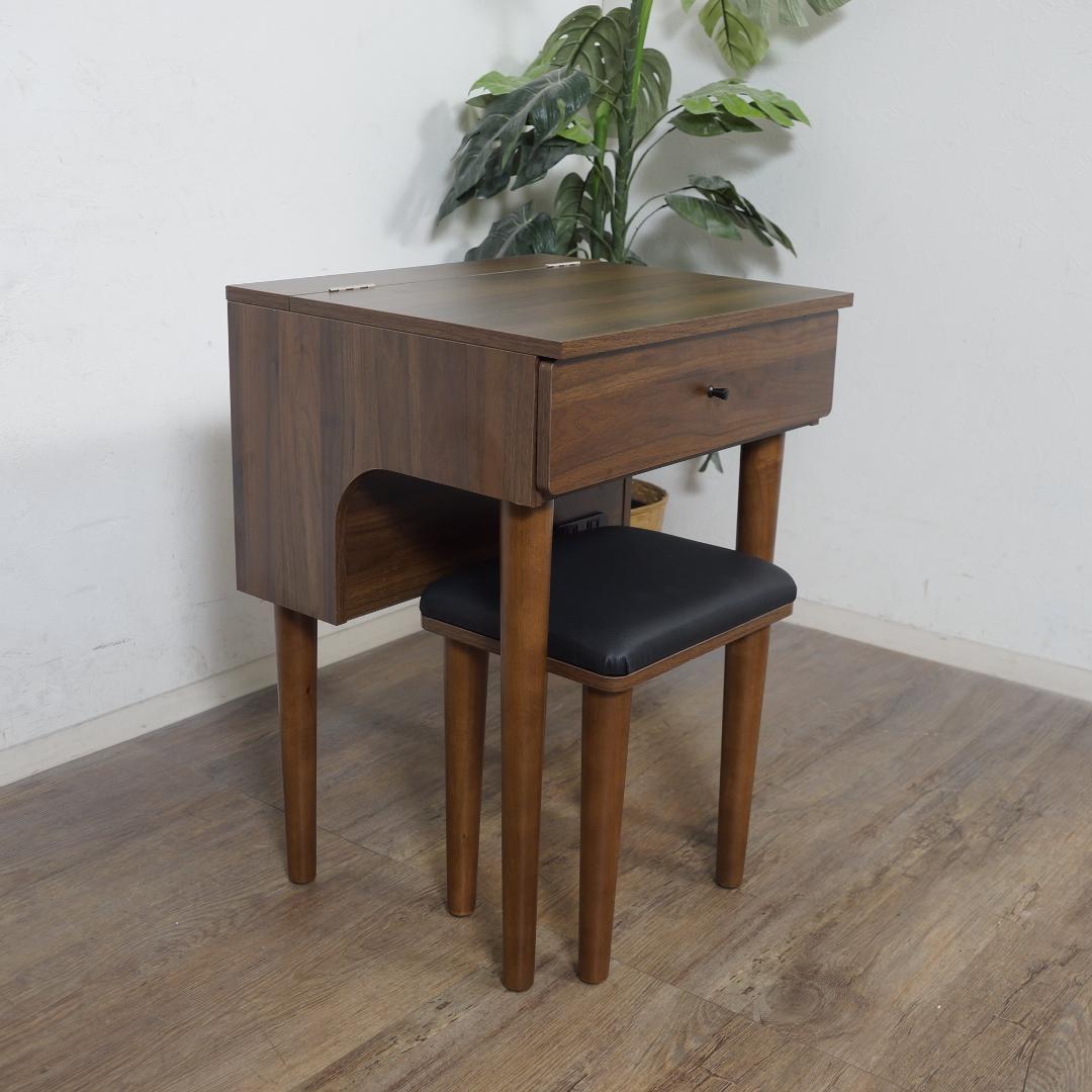 訳あり　　ドレッサー＆チェアー　セット コスメ収納　ミラー付き