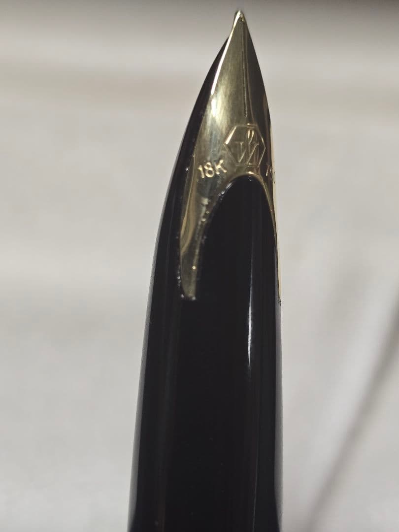 Waterman 万年筆 黒 金属製 専用ケース付　18K　極美品