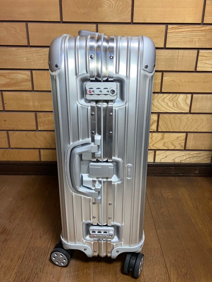 リモワ　トパーズ　シルバー63l