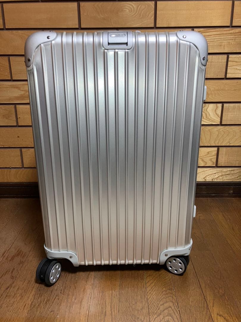 リモワ　トパーズ　シルバー63l