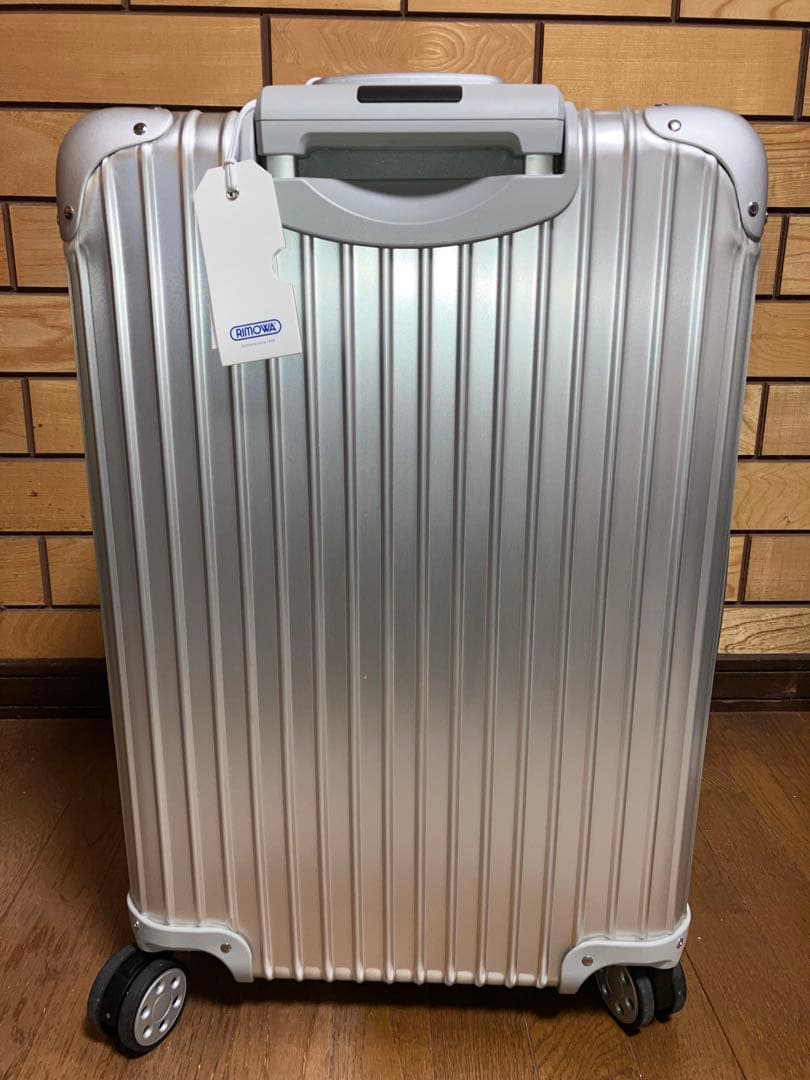 リモワ　トパーズ　シルバー63l