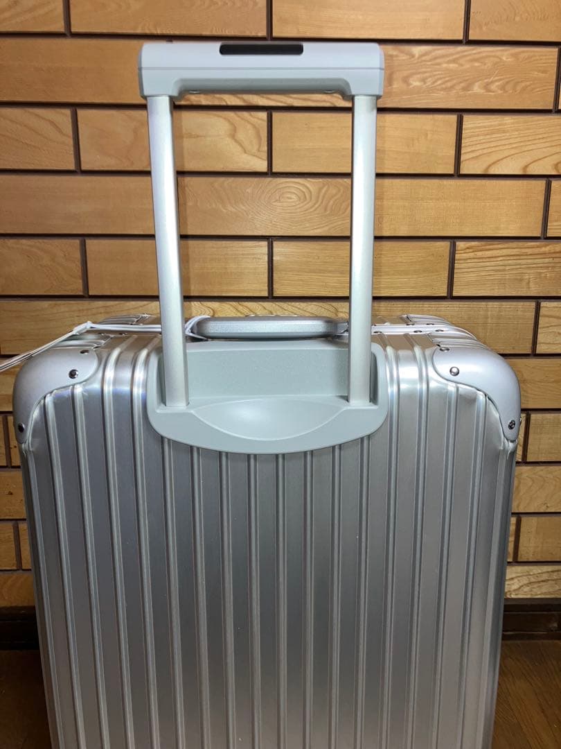 リモワ　トパーズ　シルバー63l