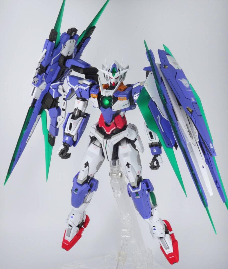 MG ダブルオークアンタフルセイバー 改修　完成品