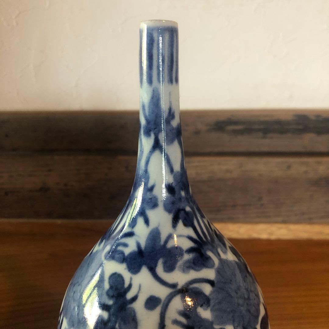 上手の古伊万里花染付唐草文鶴首徳利