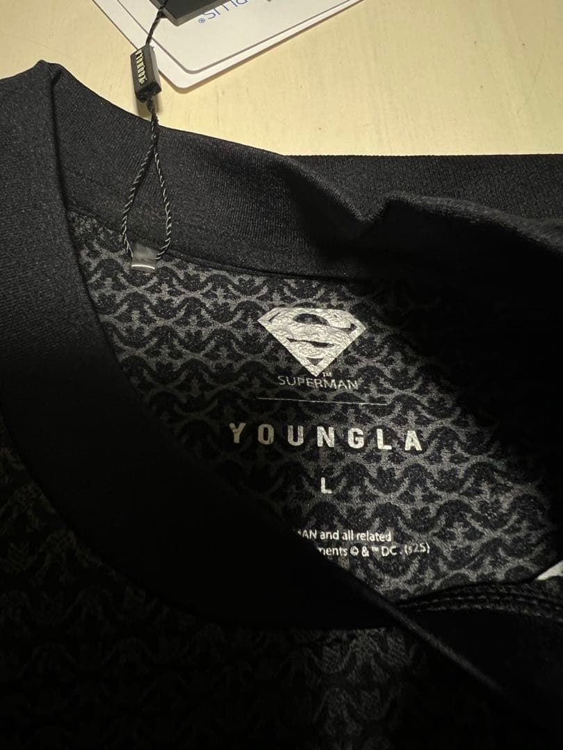 正規品　YOUNG LA スーパーマン　コンプレッションTシャツ　新品未使用