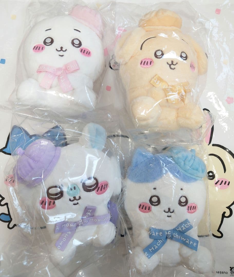 ちいかわ　お座りぬいぐるみ　東京みやげ
