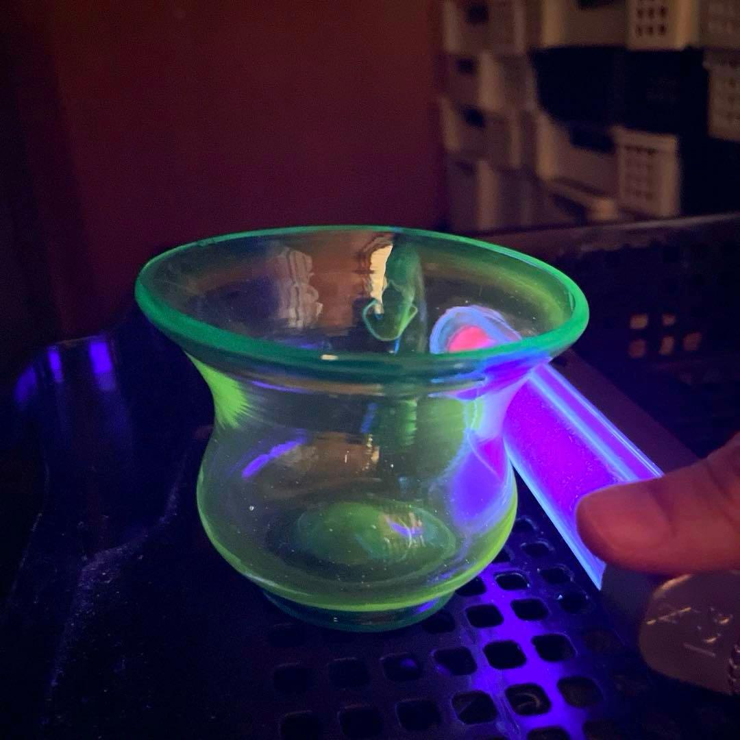 骨董　時代ガラス　希少青緑色フチ　取手付き　アイスクリームグラス　氷コップ