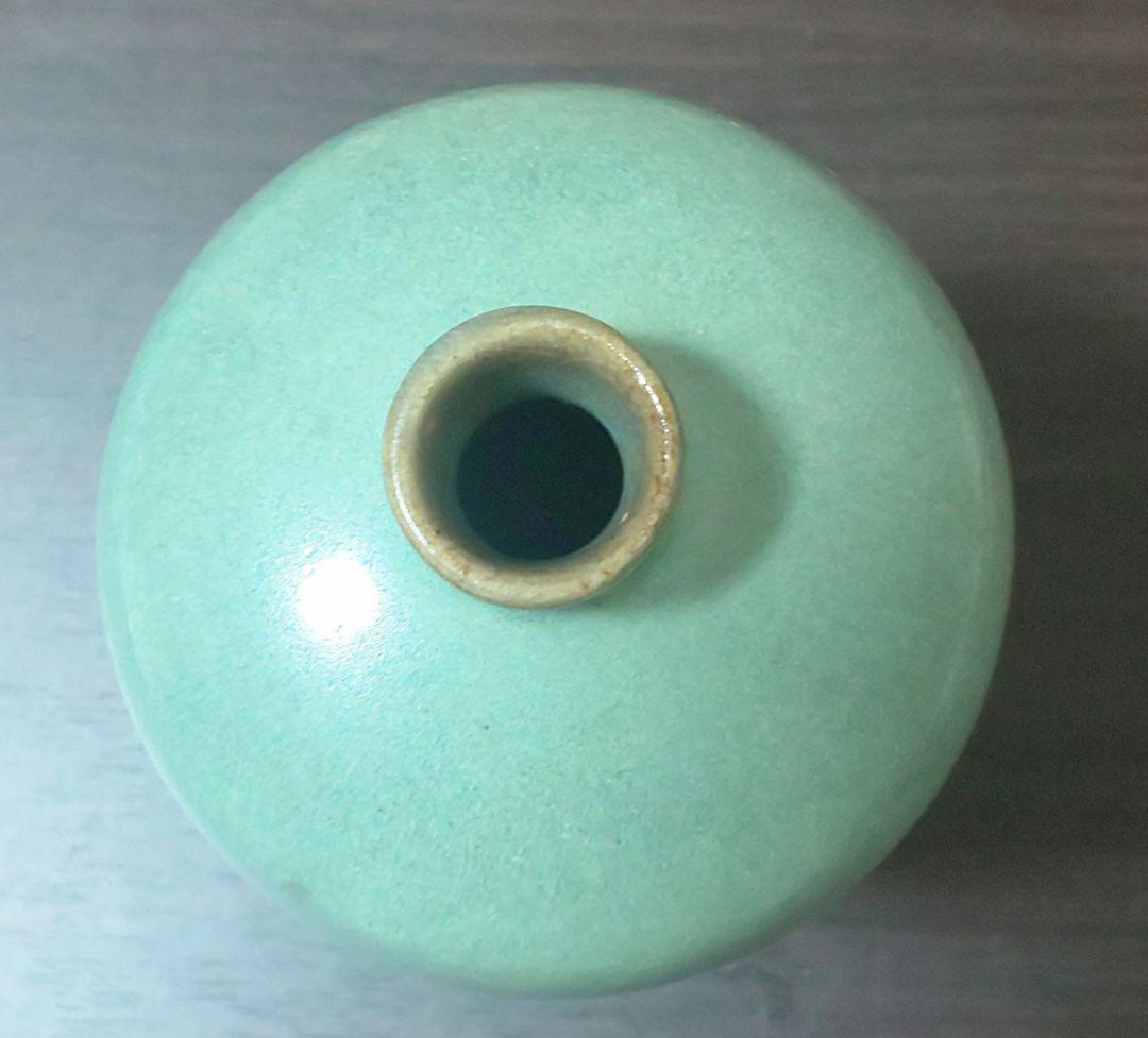 青磁瓶 (せいじへい) 陶磁 明時代 清時代 龍泉窯