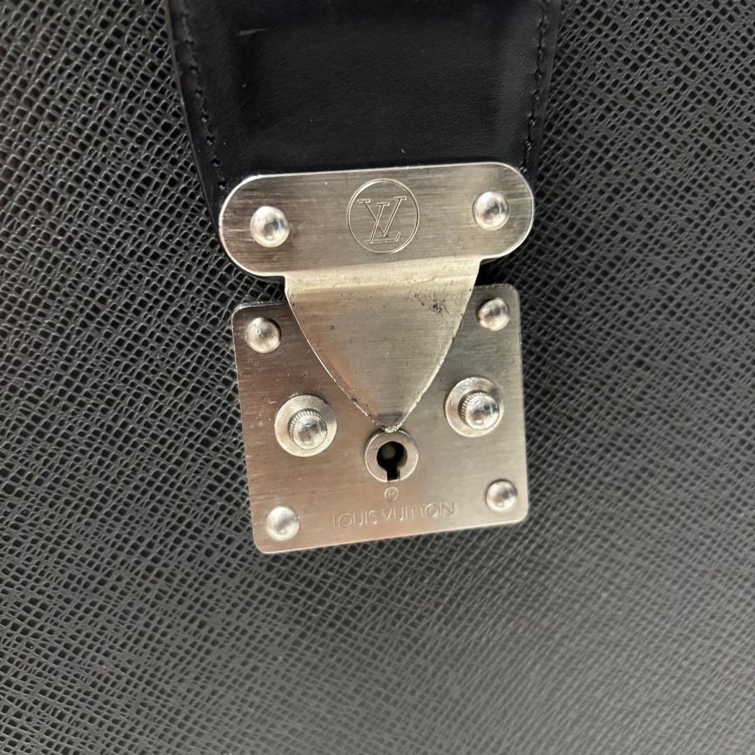 ルイヴィトン タイガ 書類カバン ブリーフケース アルドワーズ