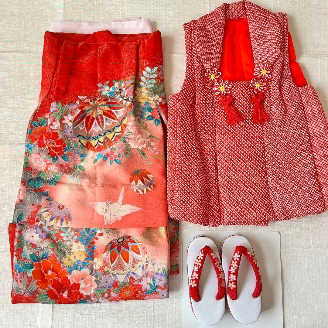 七五三 3歳 着物 753 正絹 被布 総絞り 三歳 赤 草履 金糸 花柄 毱