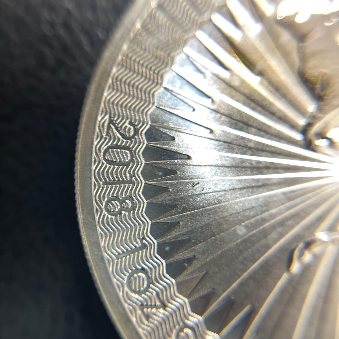 【純銀】オーストラリア　カンガルー 銀貨　1oz ケース付き　①