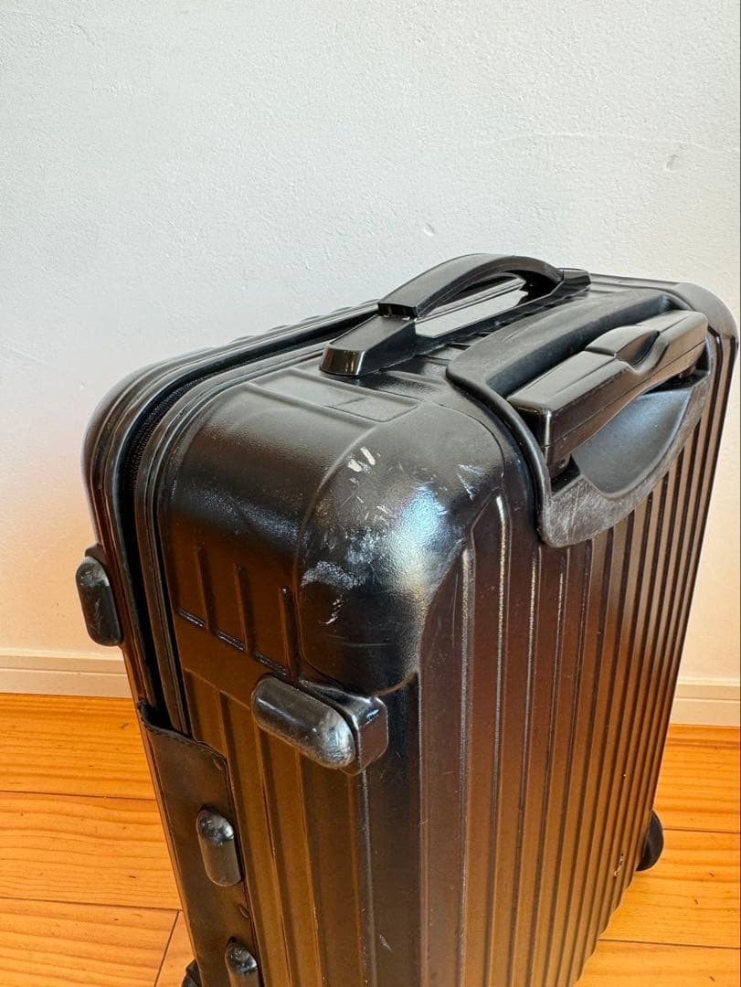 RIMOWA キャリーケース　プレゼント付き
