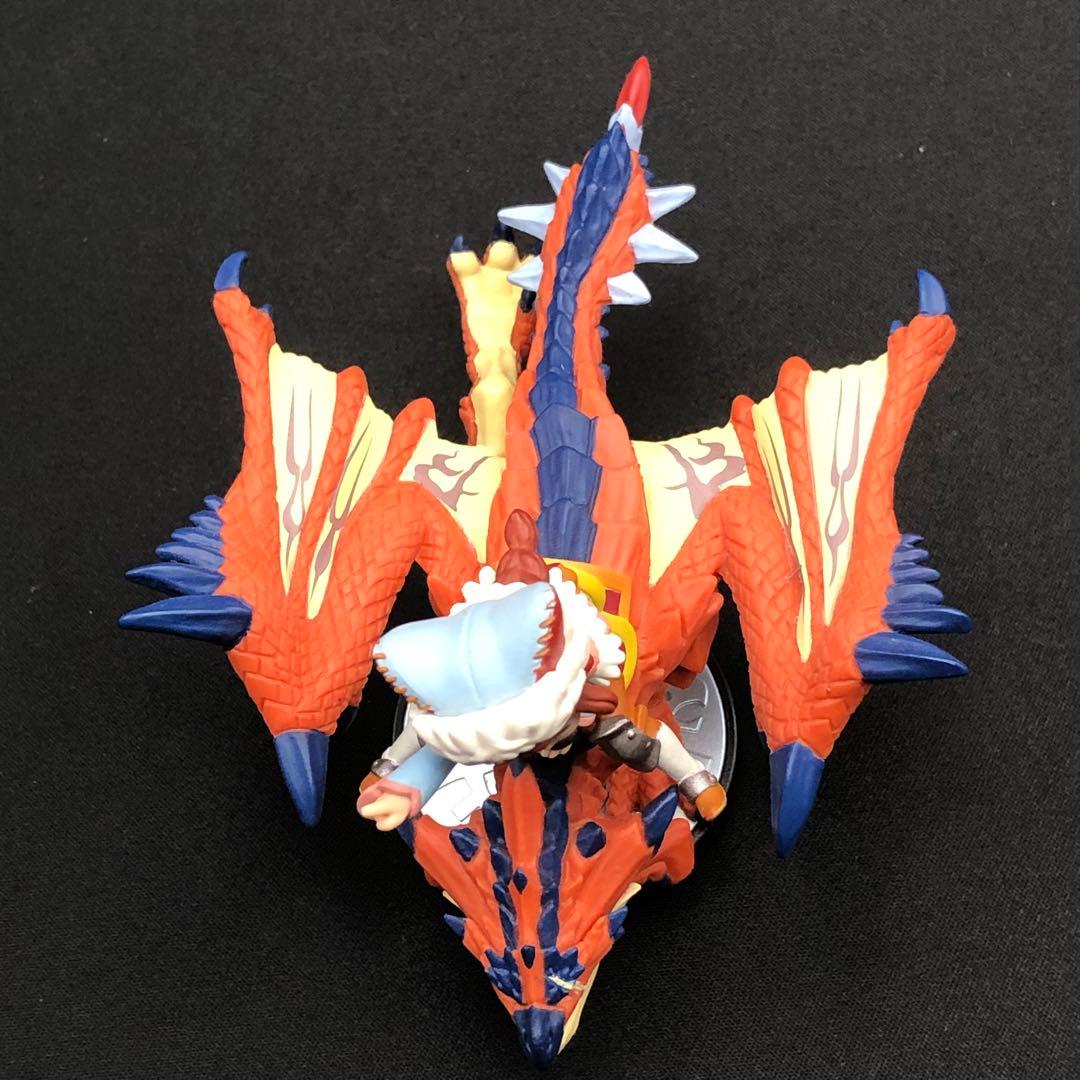 アミーボ ★ 隻眼のリオレウス ＆ ライダー(女の子) ★ モンハンストーリーズ