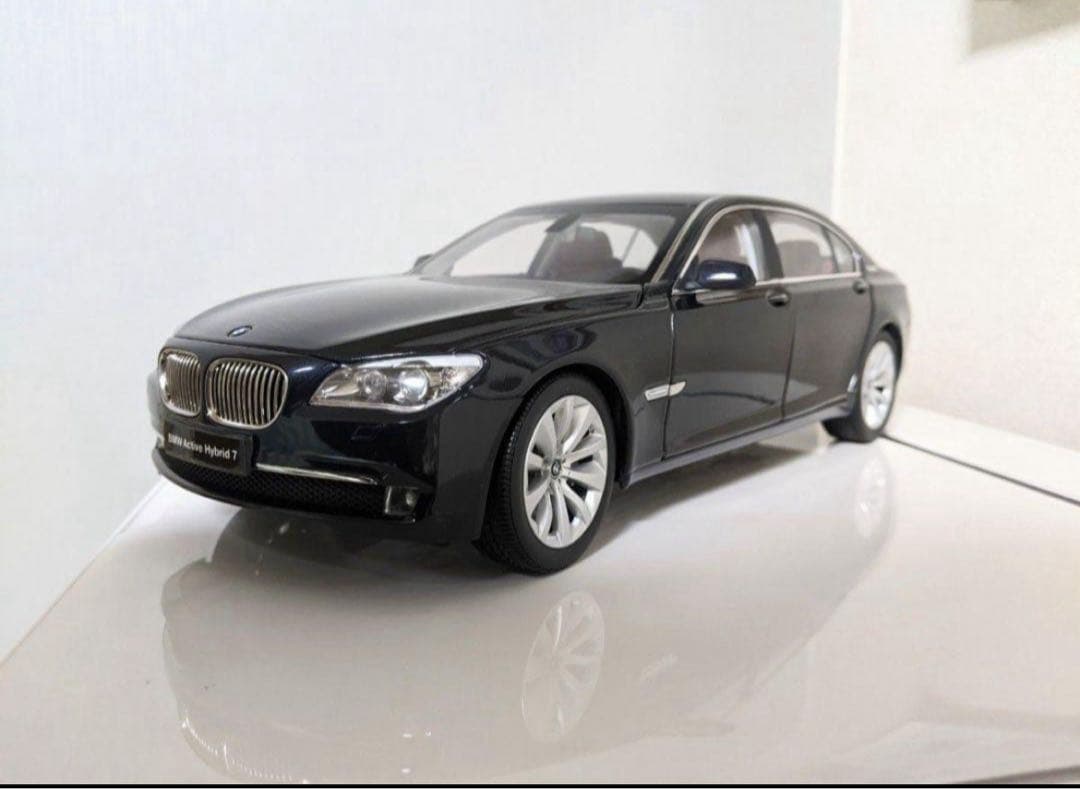 京商 1/18 BMW アクティブ ハイブリッド 7 (F04) ブラック