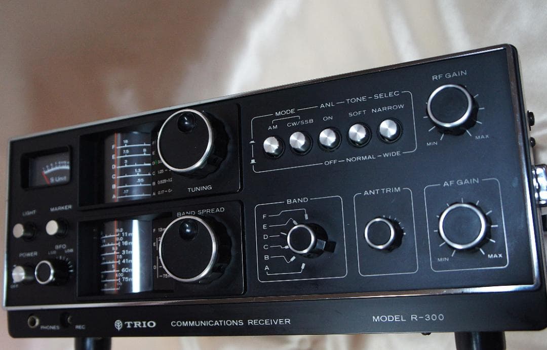 ☆とても綺麗☆受信整備品☆TRIOトリオ☆R-300☆受信機☆BCLラジオ☆