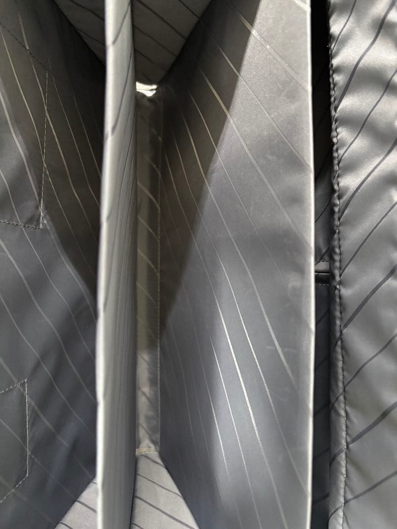 【2025年7月購入】NEO KEEPR アルミ スーツケース 24L