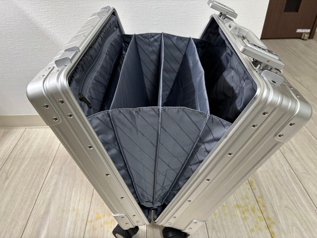 【2025年7月購入】NEO KEEPR アルミ スーツケース 24L