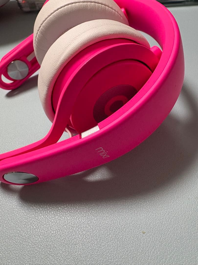 ※ king&queen※【ビーツ】レアなヘッドフォン【ピンク】おしゃれ
