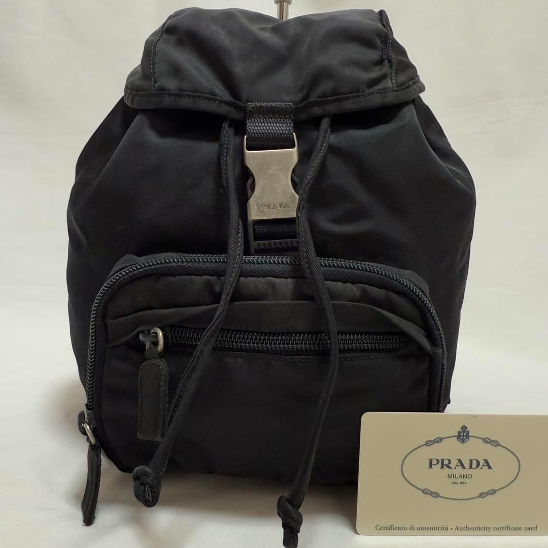 【美品】プラダ リュック バックパック 巾着バッグ ナイロン 三角プレート 黒