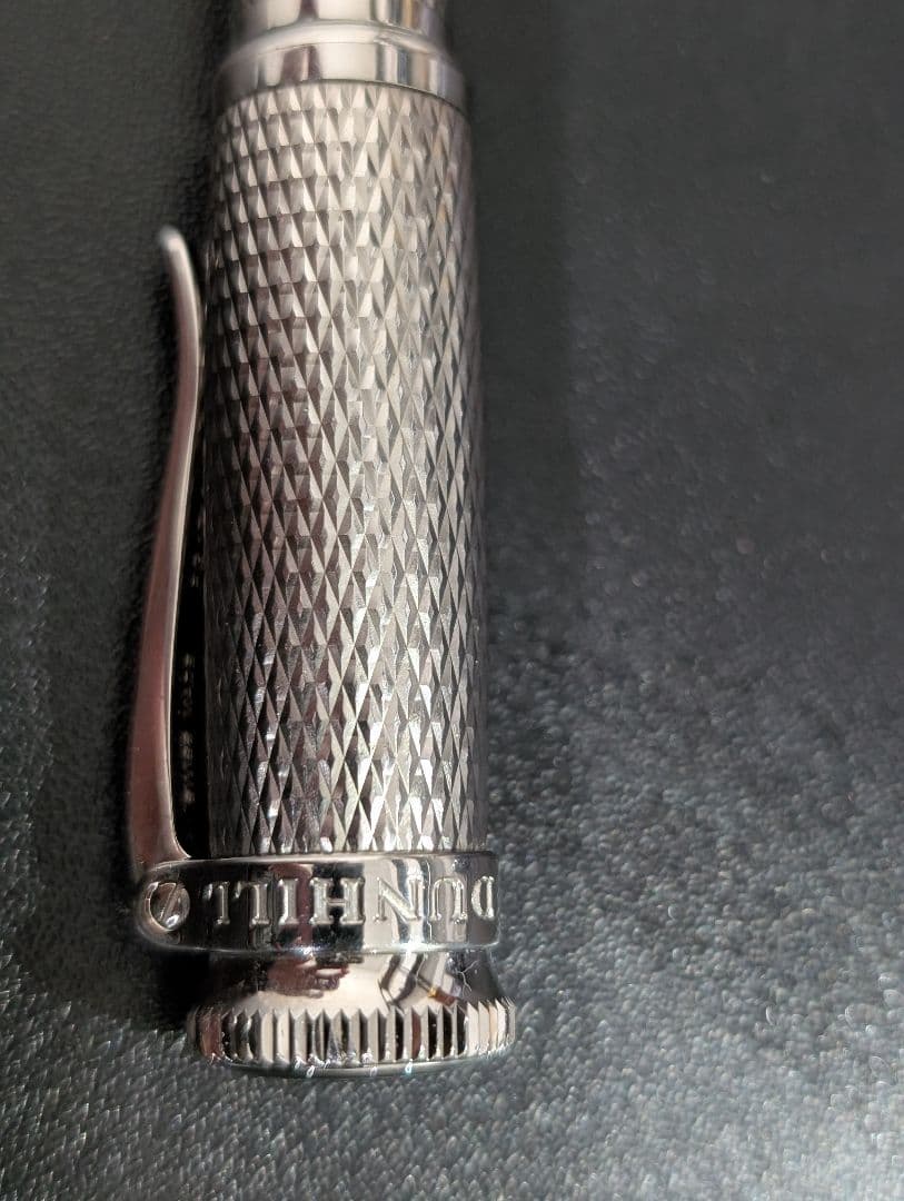 究極価格　定価8万　dunhill　センチェリーマン　高級　ボールペン　ダンヒル