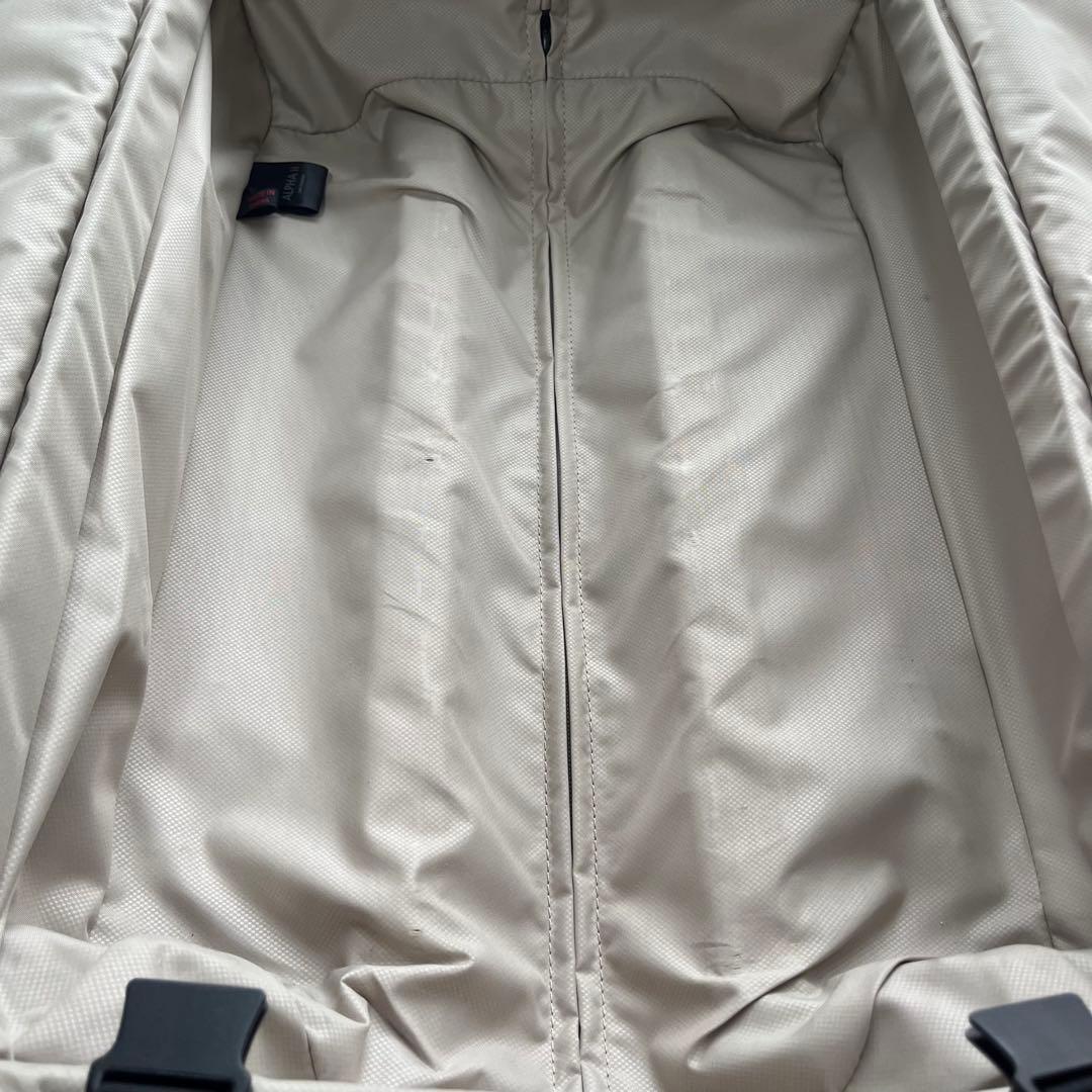 TUMI ALPHA インターナショナル デュアルアクセス ブラックゴールド