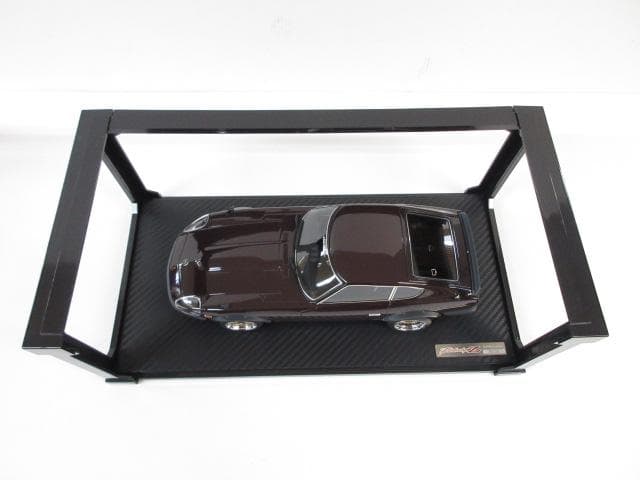 イグニッションモデル 1/18 フェアレディZ