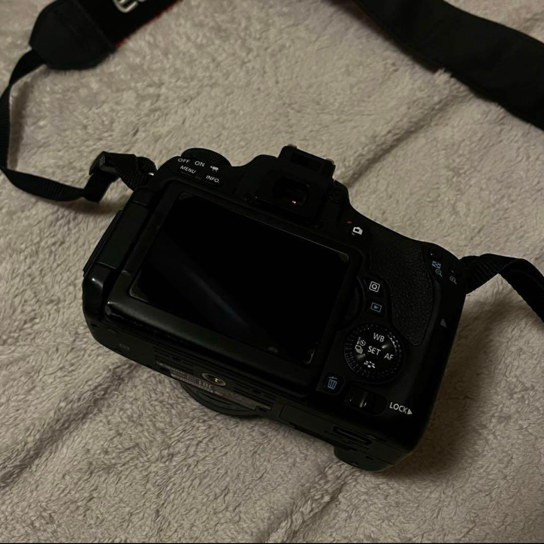 【動作確認済み】EOS 8000D / Canonバッテリー・ストラップ付き