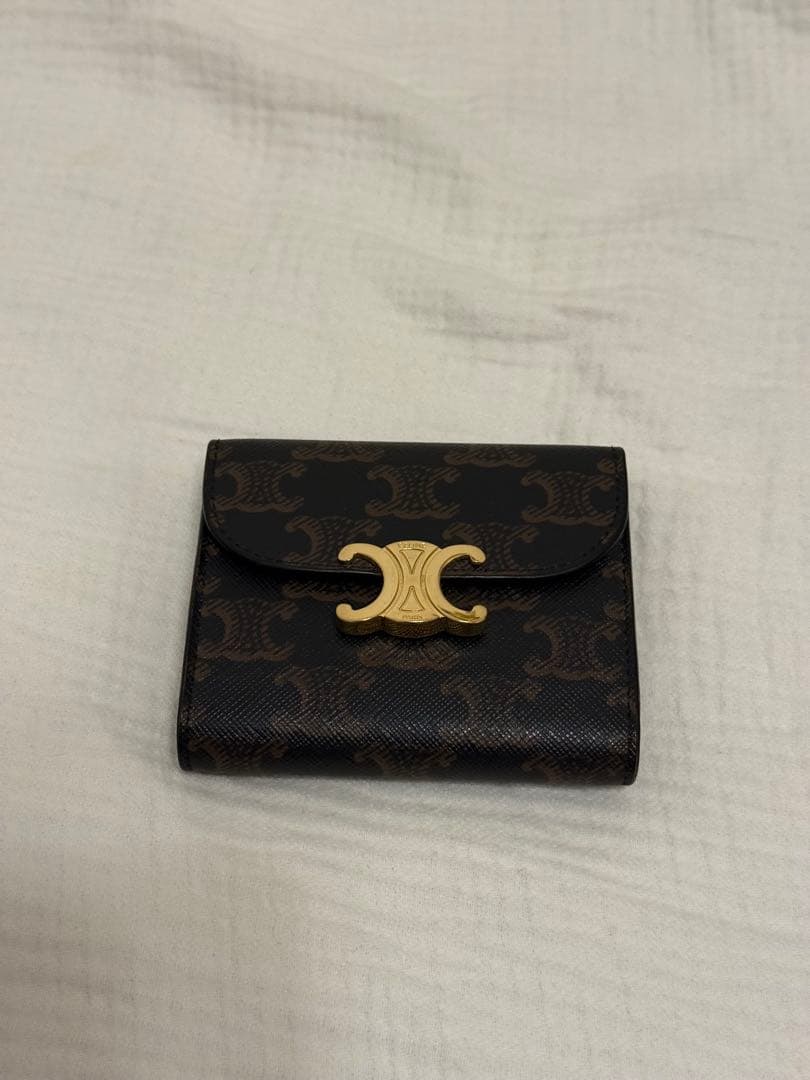 CELINE スモールフラップウォレット　トリオンフ
