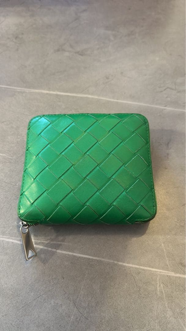 Etsu　ボッテガ BOTTEGAグリーンレザー編み込み二つ折り財布