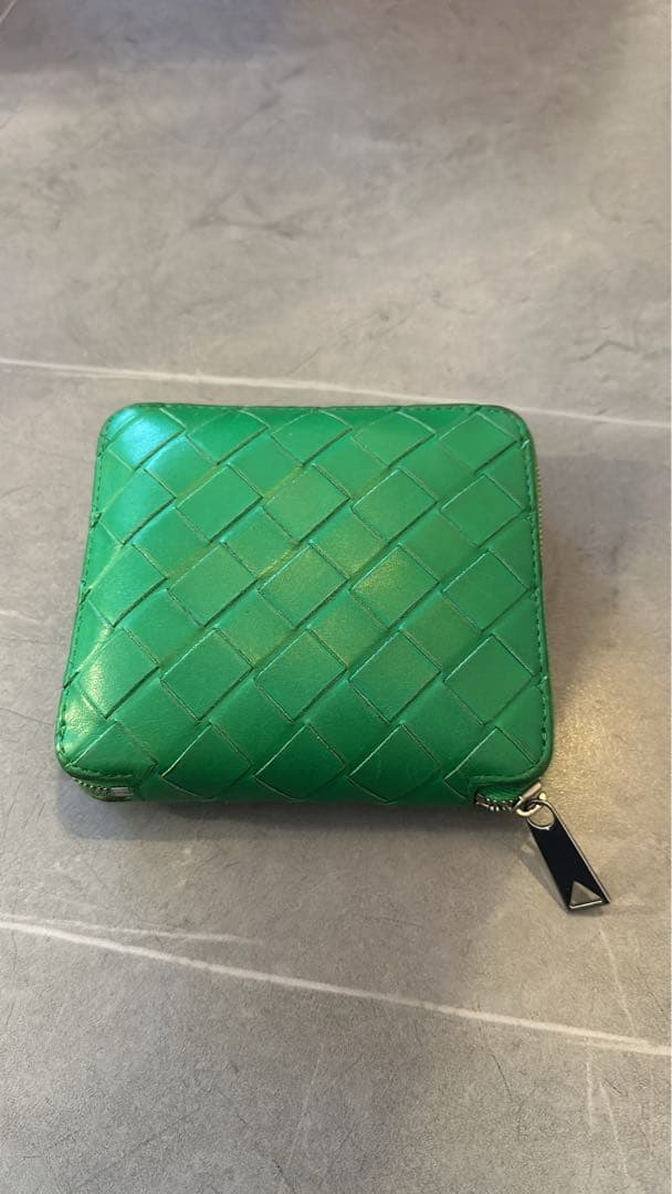 Etsu　ボッテガ BOTTEGAグリーンレザー編み込み二つ折り財布
