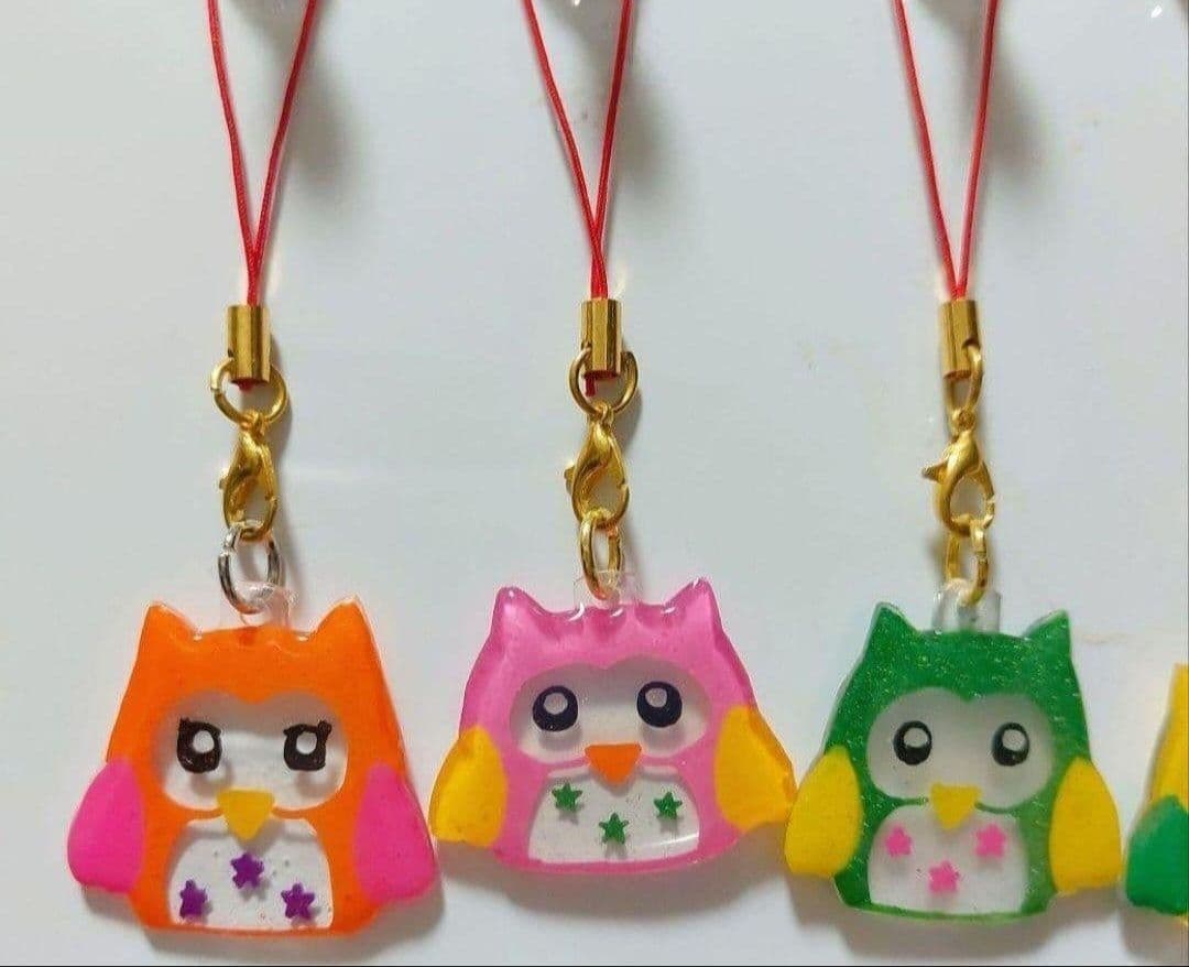 30個セットです⭐⭐ふくろうさん　レジン　ストラップ　カラフル　ハンドメイド