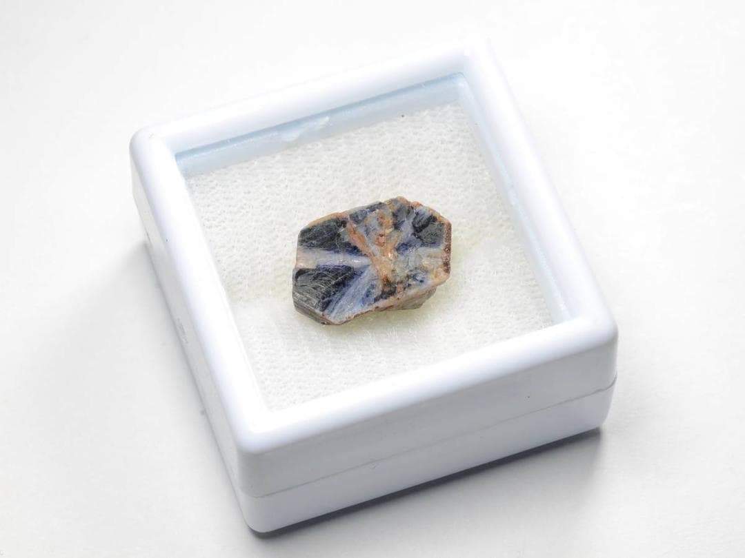 トラピッチェ・サファイア ★ ミャンマー産 鉱物 原石 宝石 天然石 ルース