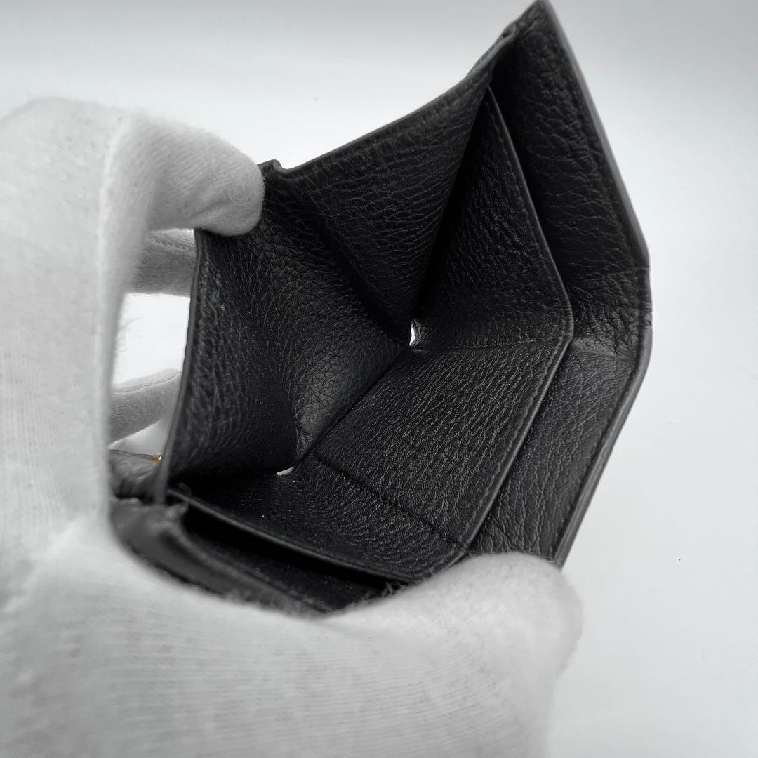 美品✨ プラダ 三つ折り財布 ヴィッテログレイン ブラック 黒