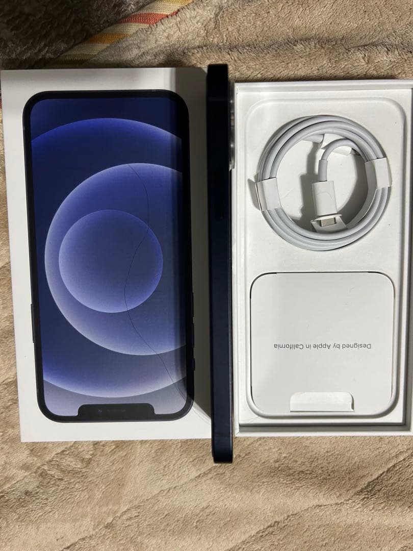 Apple iPhone 12 ブラック 本体 フルセット付き