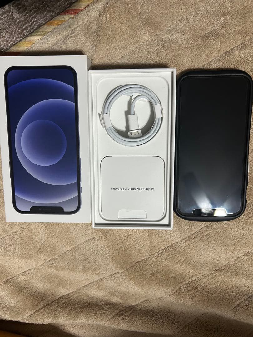 Apple iPhone 12 ブラック 本体 フルセット付き