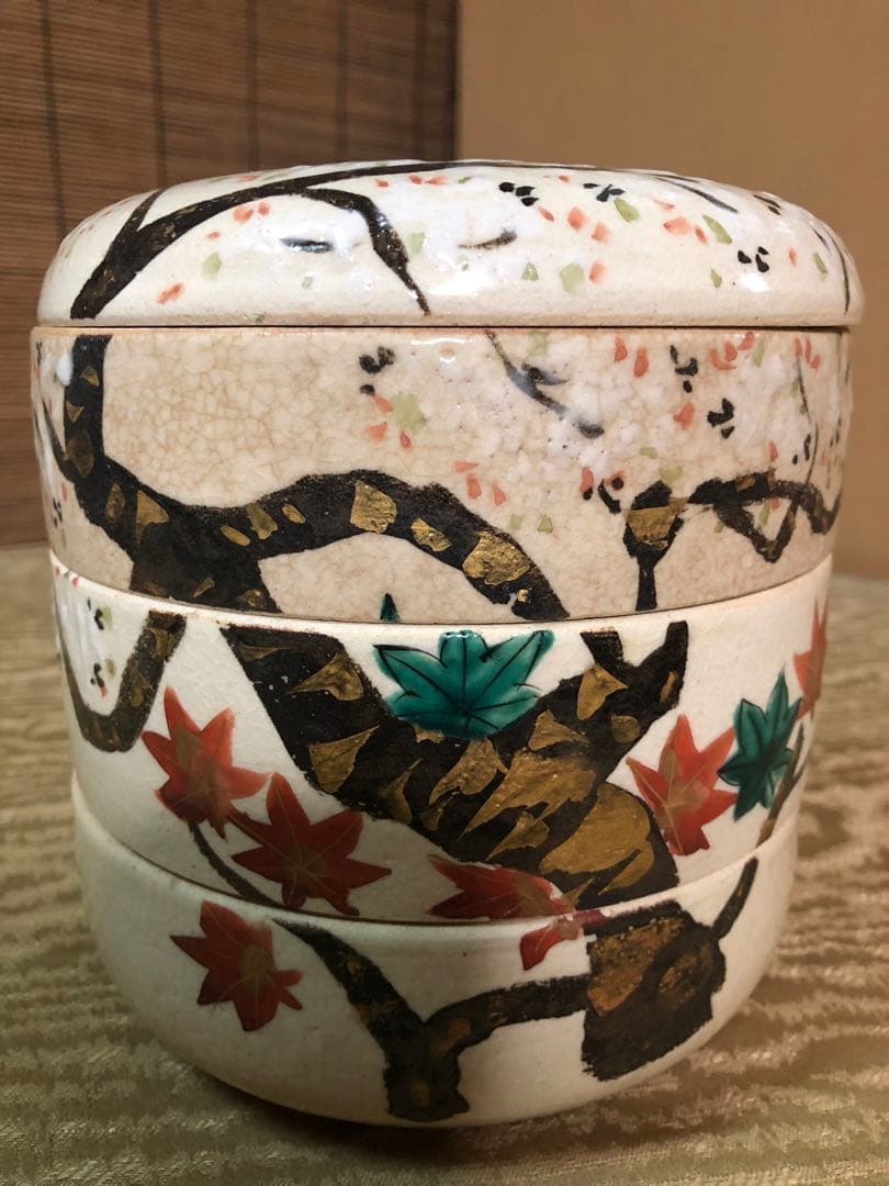 陶製色絵雲錦三つ重ね