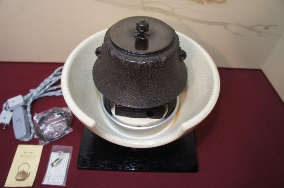 ☆ 野々田 しろ薩摩(紅鉢型) 炭型電熱器 在銘富士釜 釜鐶 香入れ送料込み