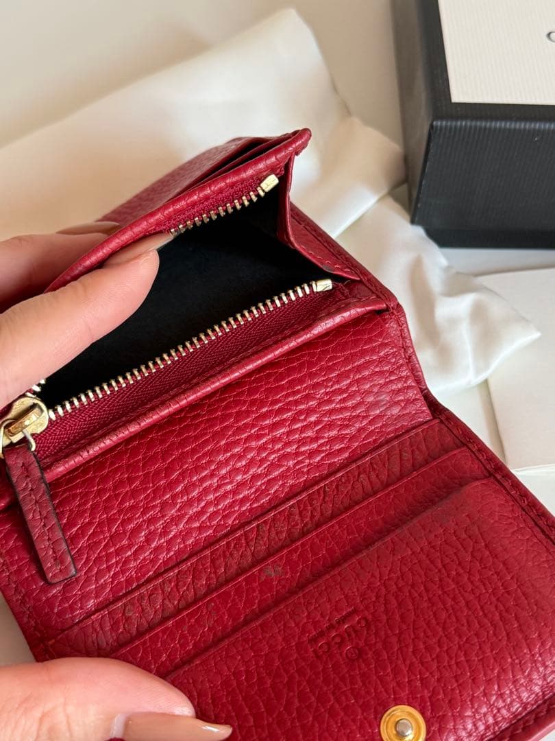 GUCCI レッド 二つ折り財布