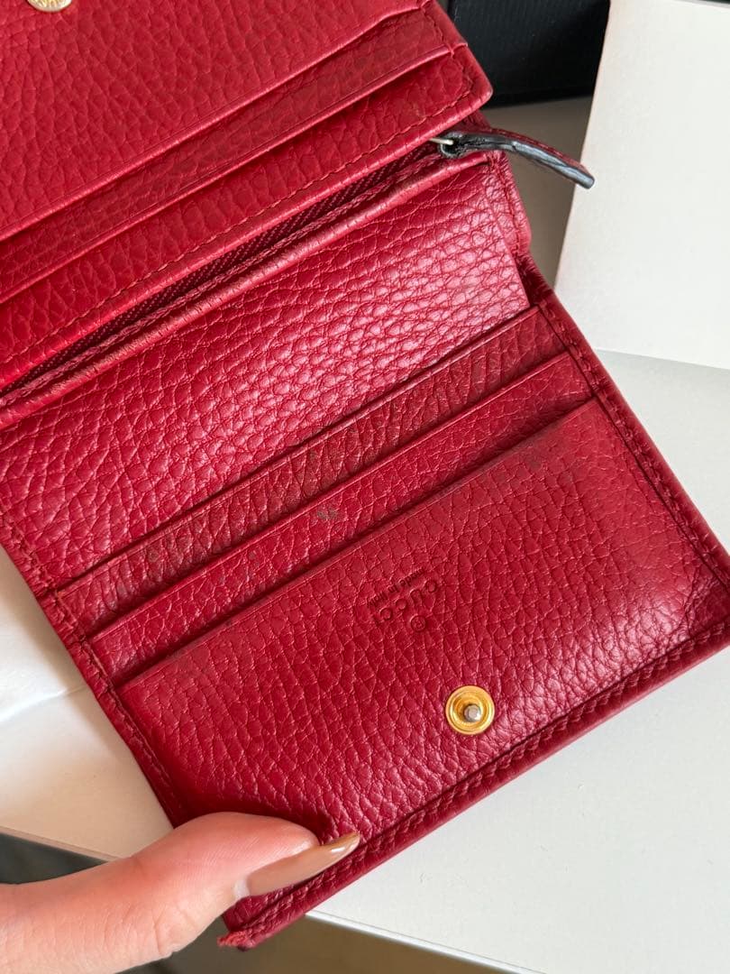 GUCCI レッド 二つ折り財布