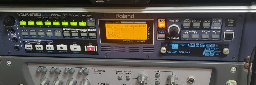 Roland　VSR-880　2U　レコーダー