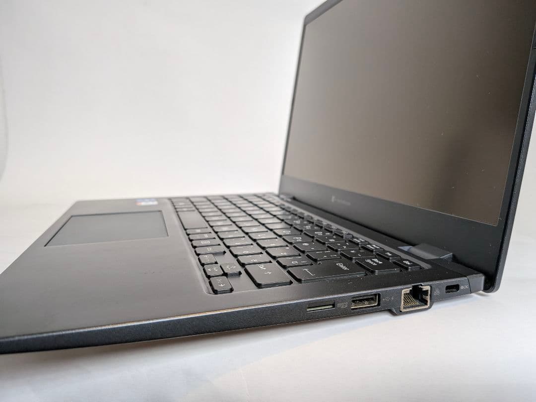 第11世代Core i5 Dynabook G83/HS 001