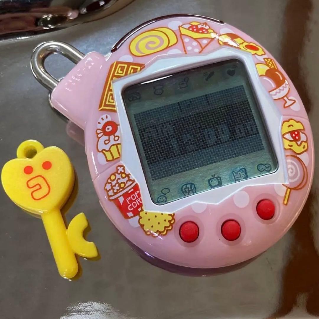 いぇー!ふぁみりーイロイロ!たまごっちプラス　ふぁみたまおやつ