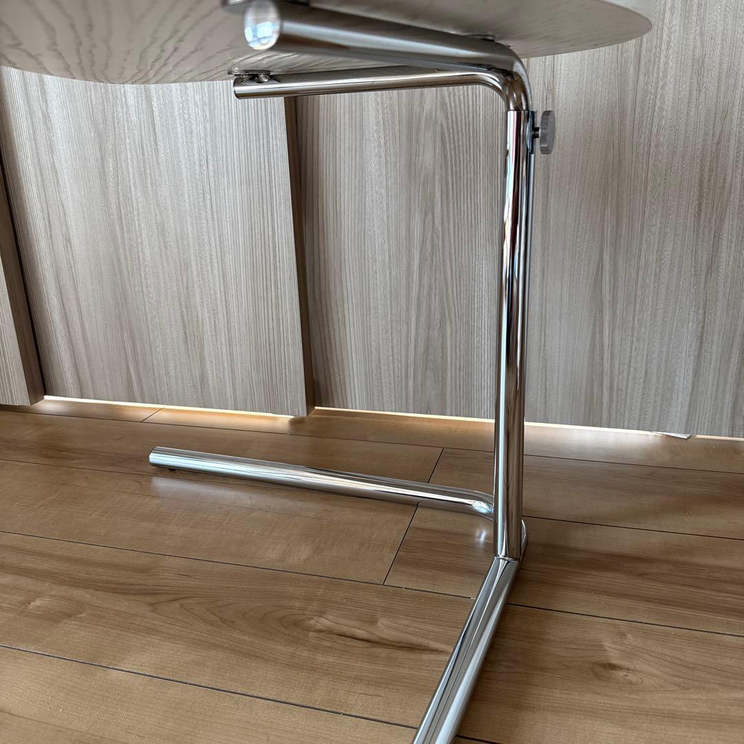 【希少】TECTA（テクタ）サイドテーブル K22 ホワイト　ACTUS