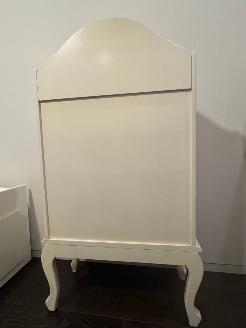 マガジンラック　本棚　白家具