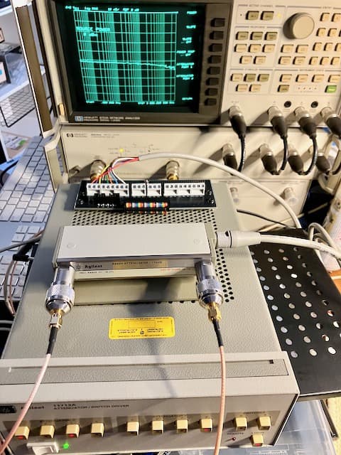 HP/Agilent 11713A アッテネータ/スイッチ・ドライバ