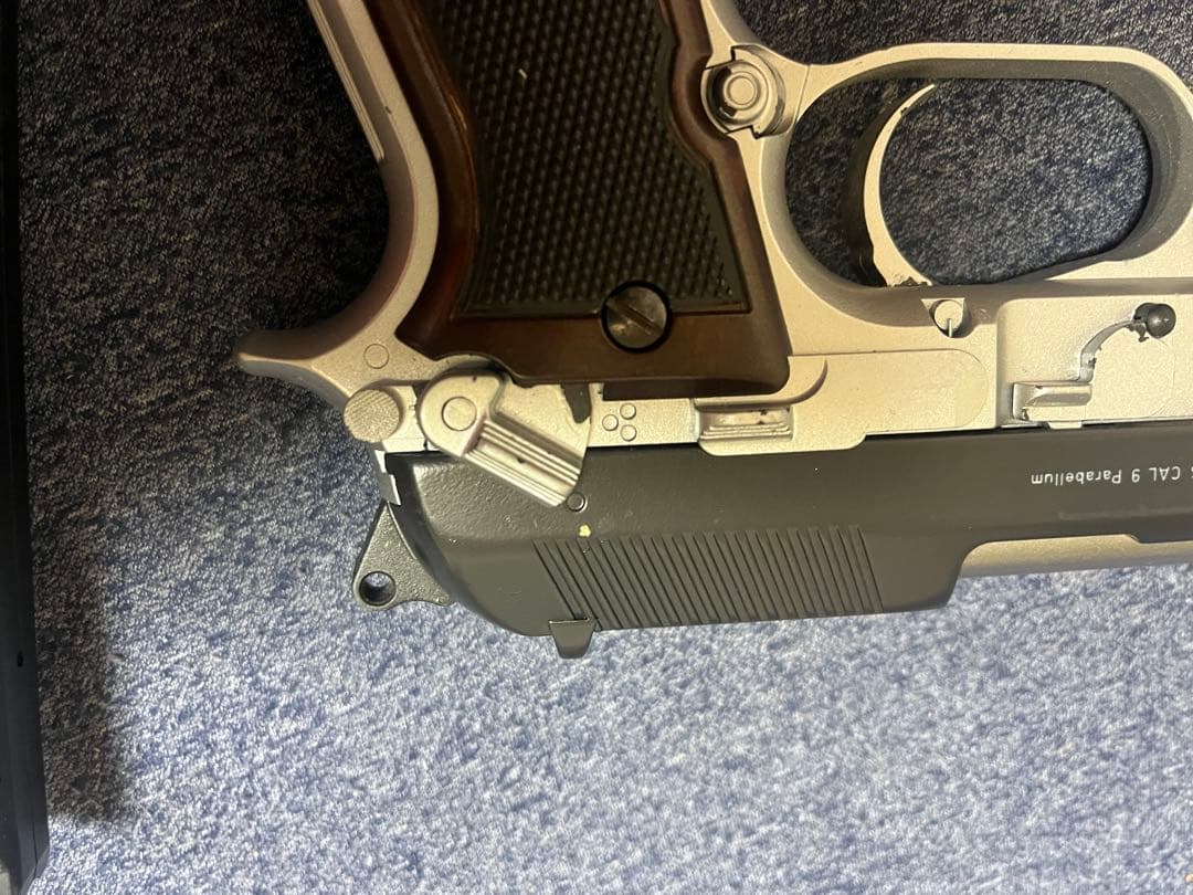 東京マルイ　M93R 電動ハンドガン　 バイオウェスカーモデル塗装　マガジン3本